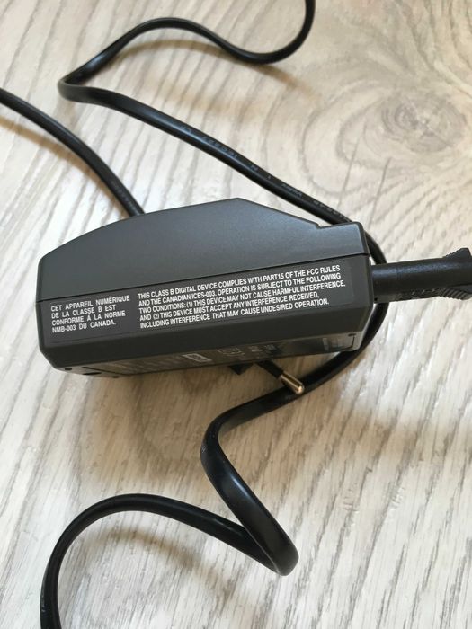 OLYMPUS оригинално зарядно за батерия на фотоапарат