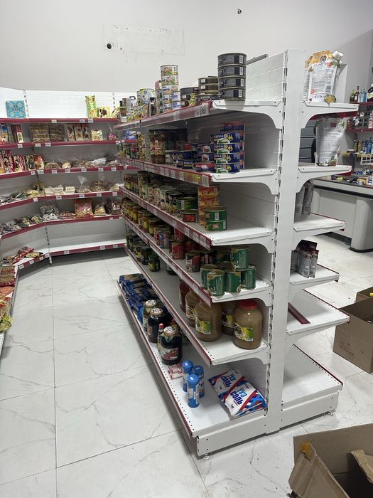 Торговые стеллажи в ассортименте