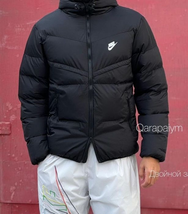 Димнисезоная куртка  NIKE