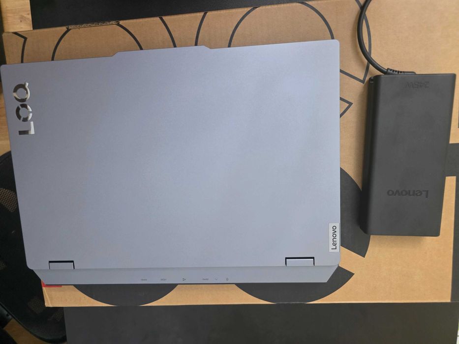 Laptop Gaming Lenovo LOQ 15IRX10 i7-13650HX RTX 5070 24GB 1TB 144Hz încărcător 245W + Cooler cadou