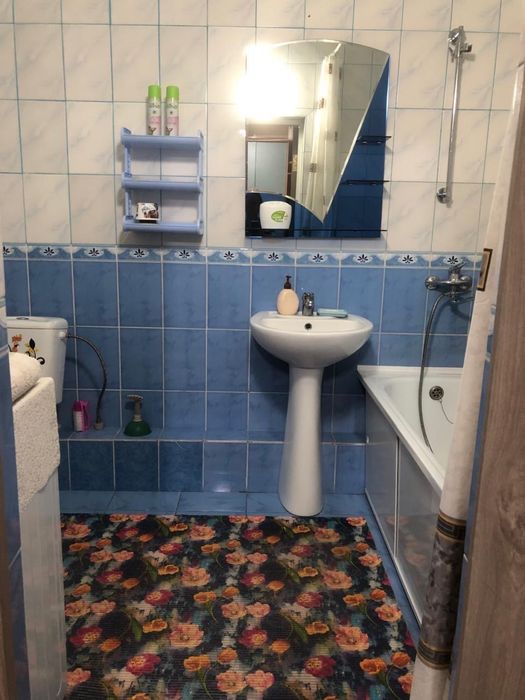 1-ком посуточно пр Женис 67