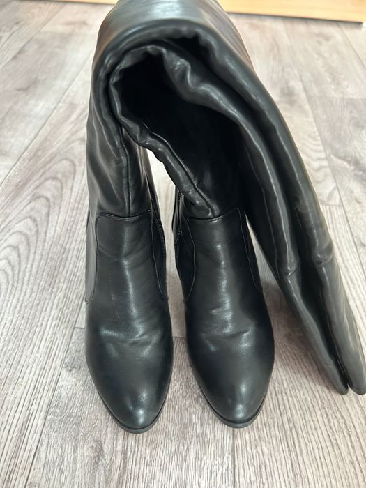 Продам зимние сапоги