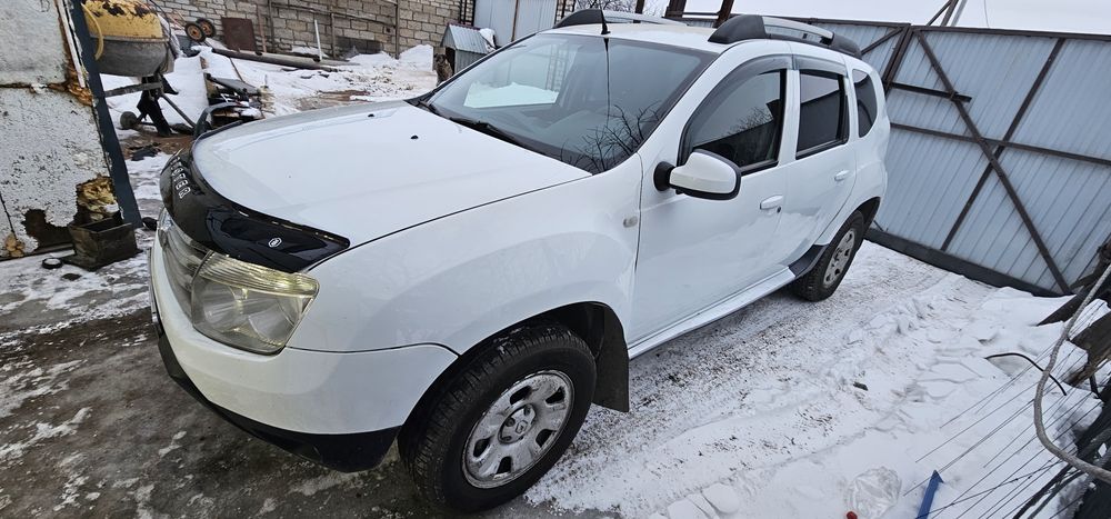 Продам рено дастер 2,0