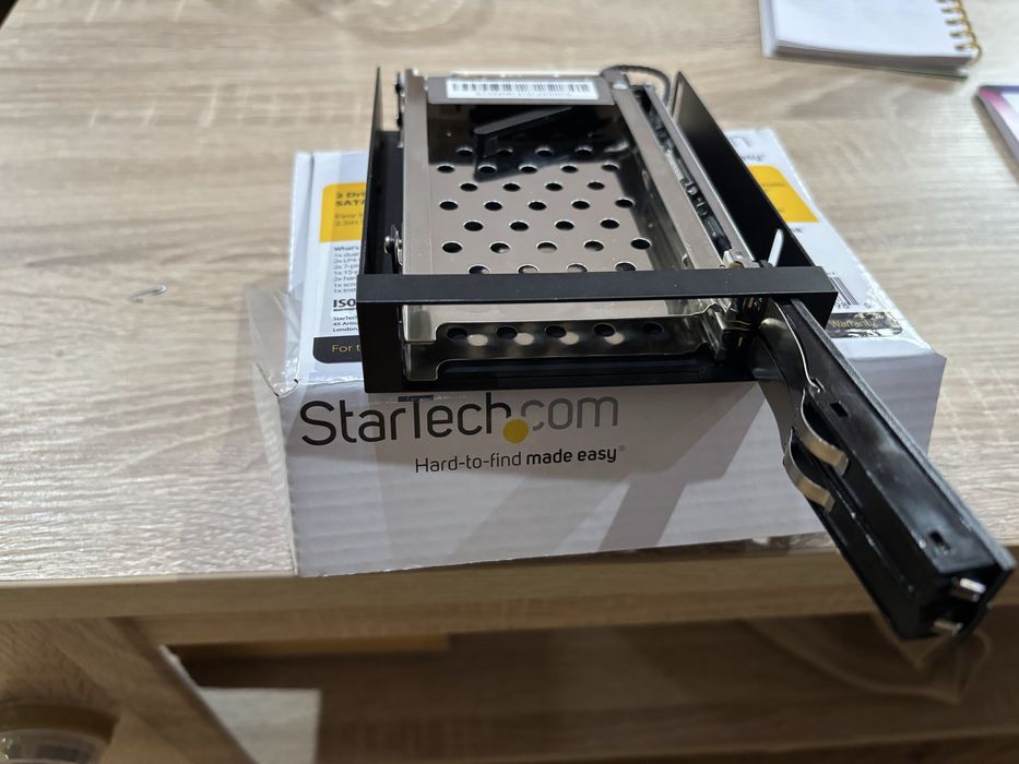 Rack  SATA pentru ssd ori hdd