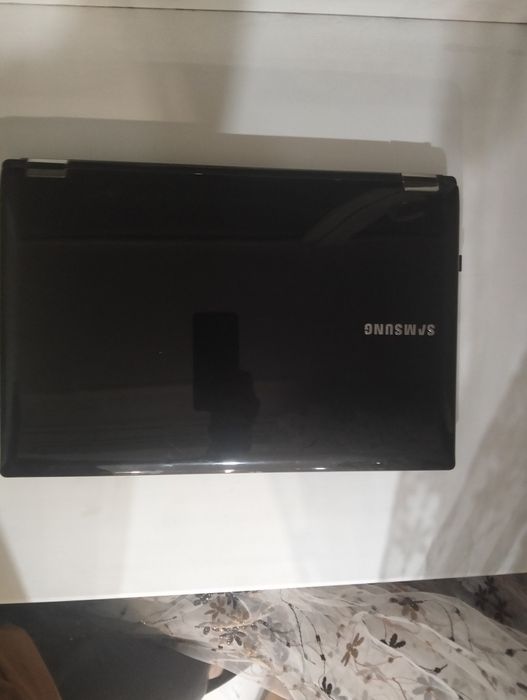 Ноутбук  Samsung