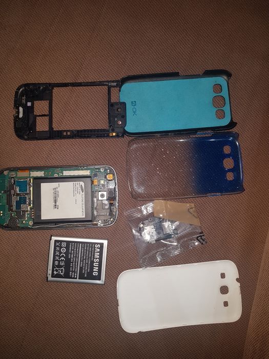 Vand samsung S3 alb pt. PIESE