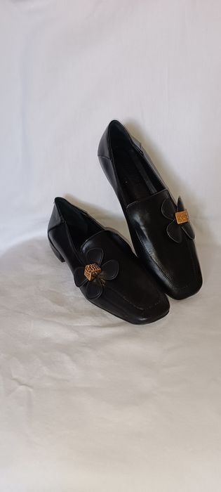 Туфли макасины на низком каблуке