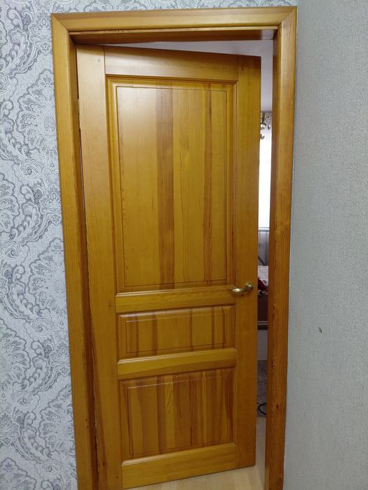 Продам деревянные двери