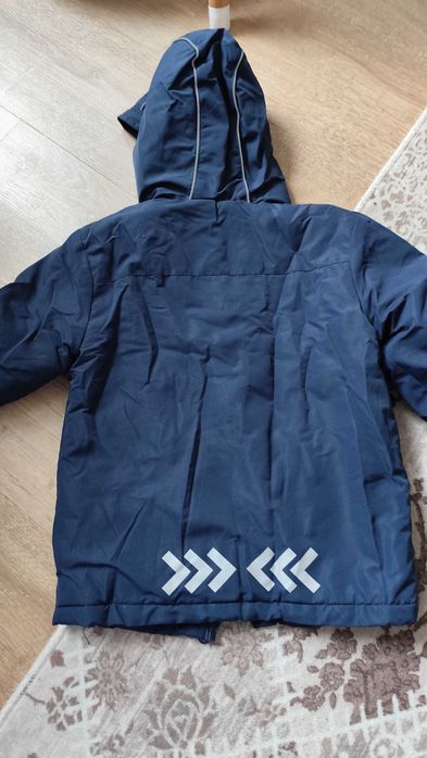 Всичко по 10 лв!!! Детски якета, космонавти различни размери