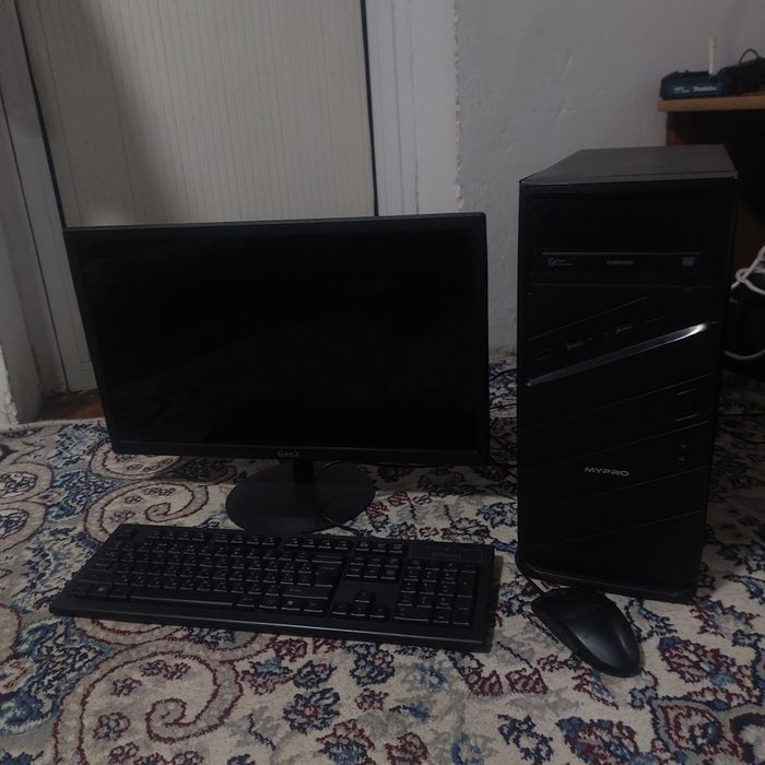 Компютер  сотилади