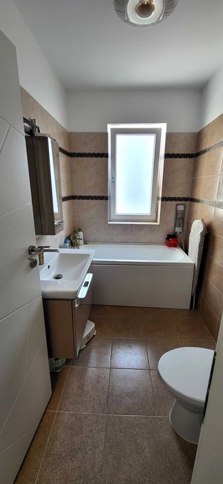 Apartament 2 camere Apărătorii Patriei