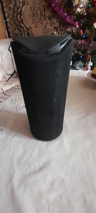 Продаются мини-колонка USB и безпроводные наушники