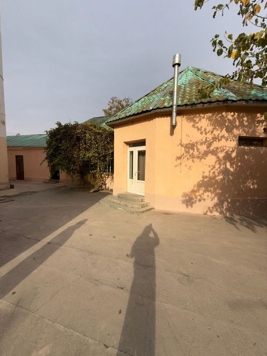Продаётся коммерческая недвижимость + дом