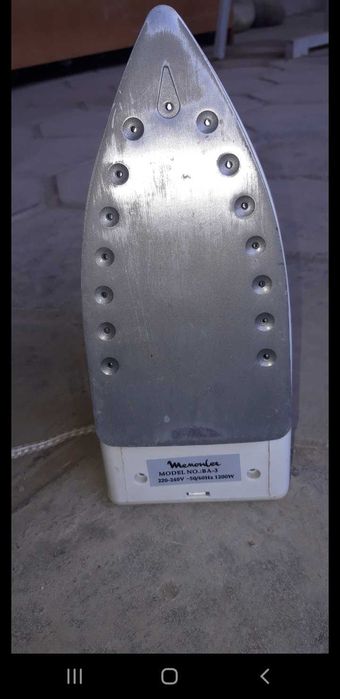 Продаётся утюг..