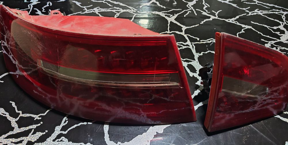 Far  AUDI A6 stânga/dreapa . Stop/lampa  și oglinzi