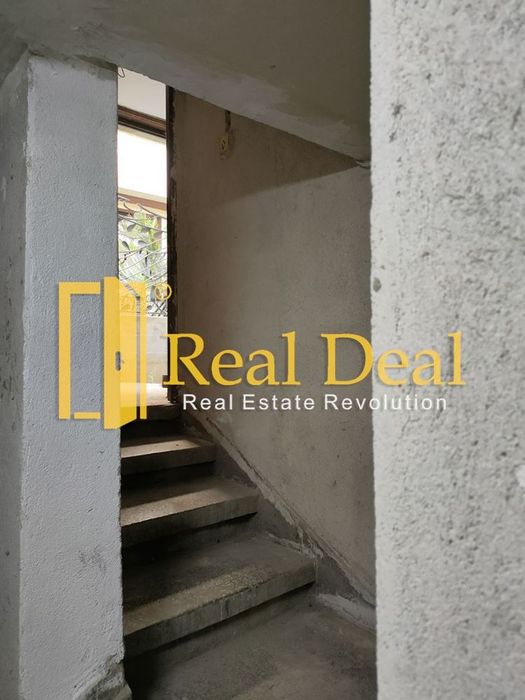 Дава се под наем Офис в София, Изток - 35 кв.м за 400 € - Снимка #2