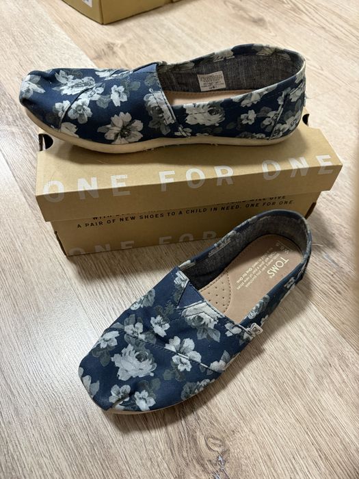 Дамски еспадрили TOMS с флорален принт 36,5