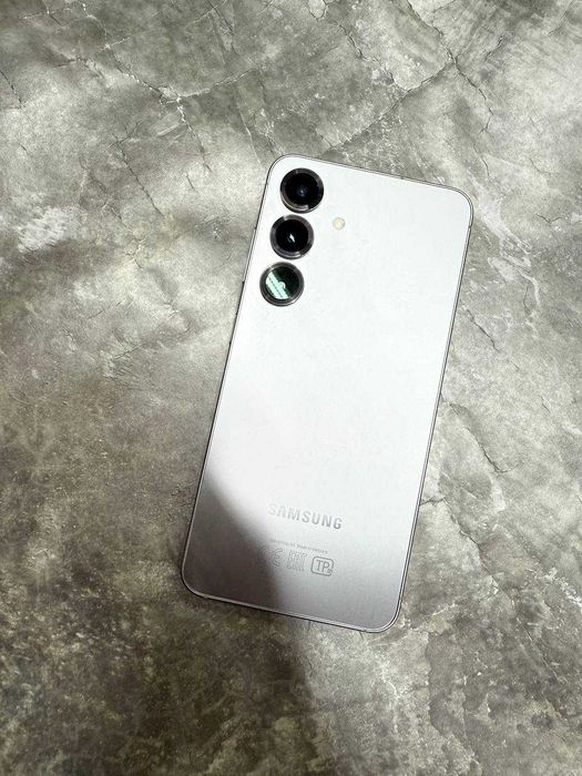 Samsung galaxy S25 128 гб (Актау 6-36) лот 950364