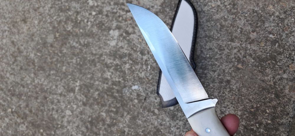 Нож от стомана S390