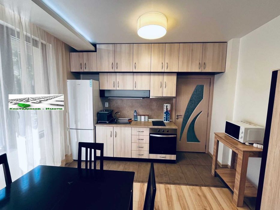 Дава се под наем Двустаен апартамент в Пловдив, Младежки Хълм - 70 кв.м за 498.27 € - Снимка #3