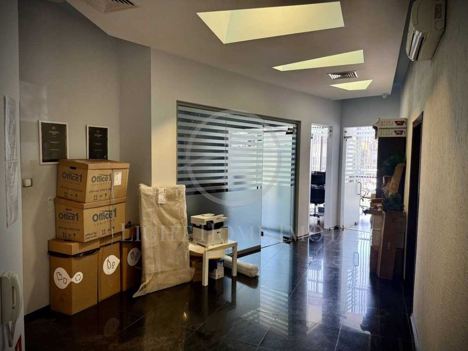 Продава се Офис в Пловдив, Център - 120 кв.м за 2125 €/кв.м - Снимка #4