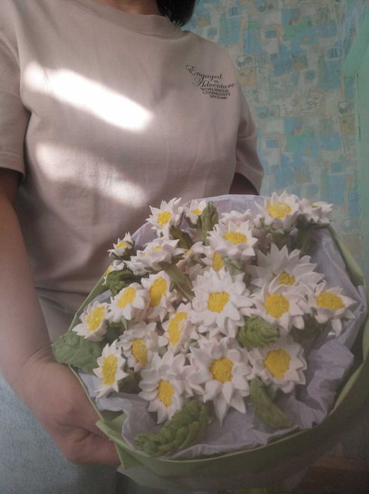 Цветы из зефира ромашки