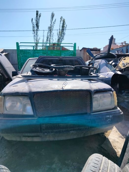 Мерседес 124 толық заттары бар