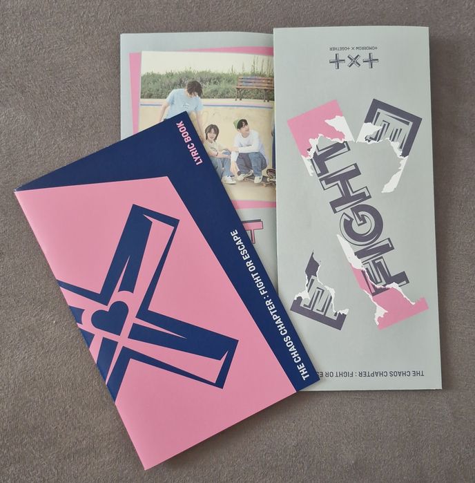 Txt - Fight or Escape; Fight version
