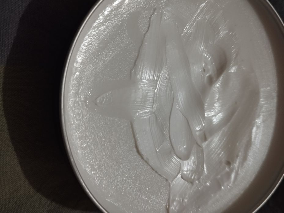 Паста для укладки волос black bone