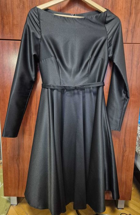 Rochie stofa Princess (dupa croiul Meghan Markle)