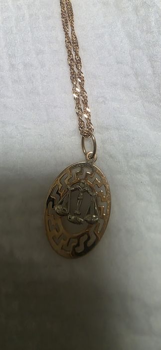 Продам золотое кольцо