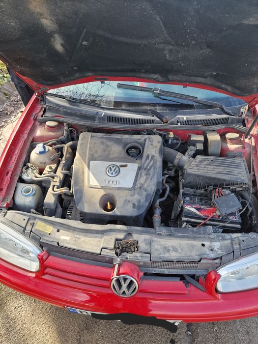 Volkswagen golf 4x4 tdi  101к.с на части