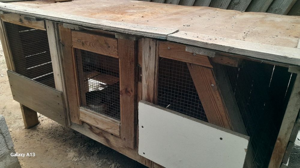 Продаю кролятники срочно