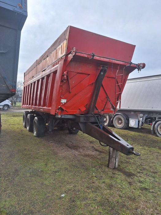 Vând remorcă basculantă