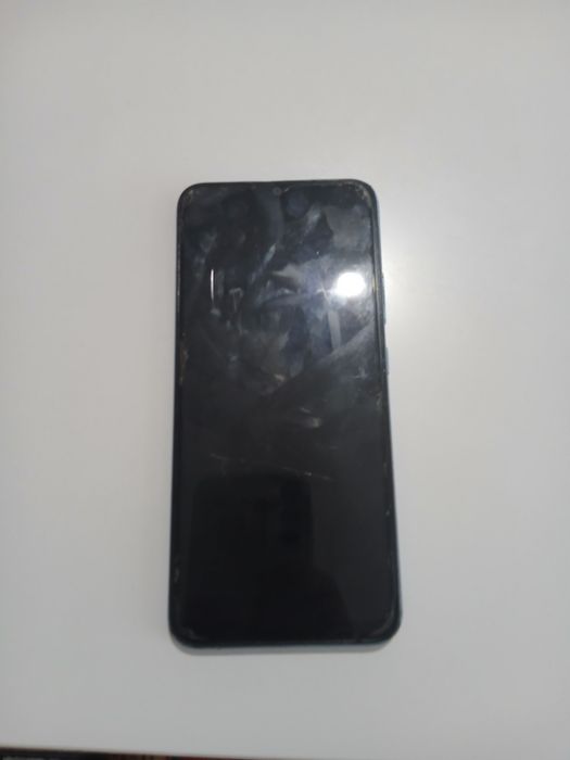 Telefon  sotladi