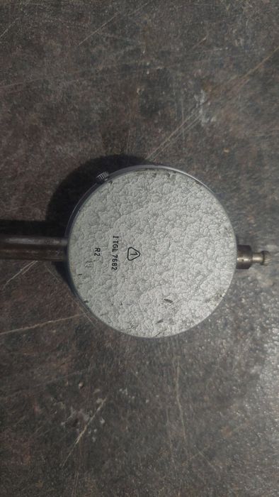 Индикаторен часовник ГДР