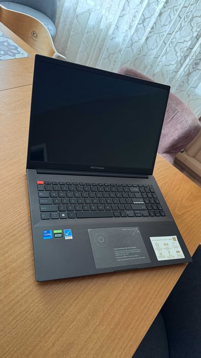 Лаптоп ASUS Vivobook Pro 16X