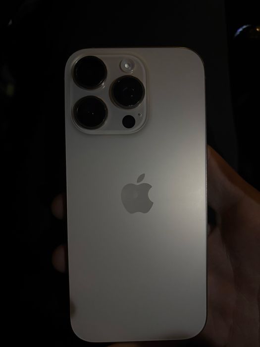 Продам Айфон 16про 256 100%