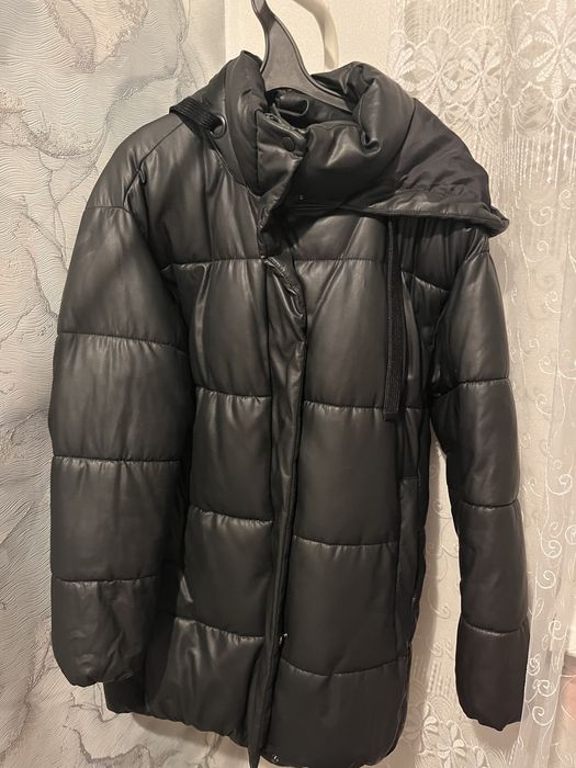 Зимний пуховик.