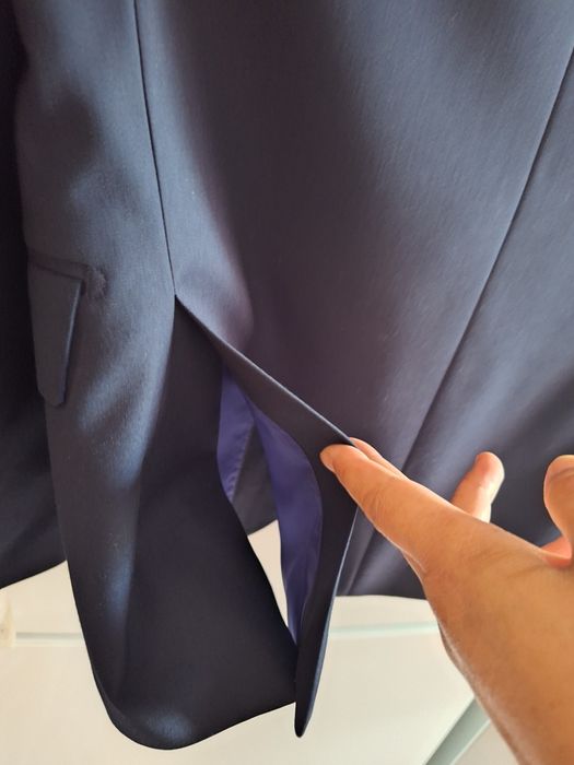 Продам костюм для школьника