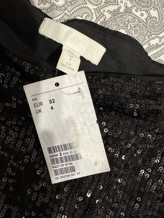 Пола с пайети размер XS