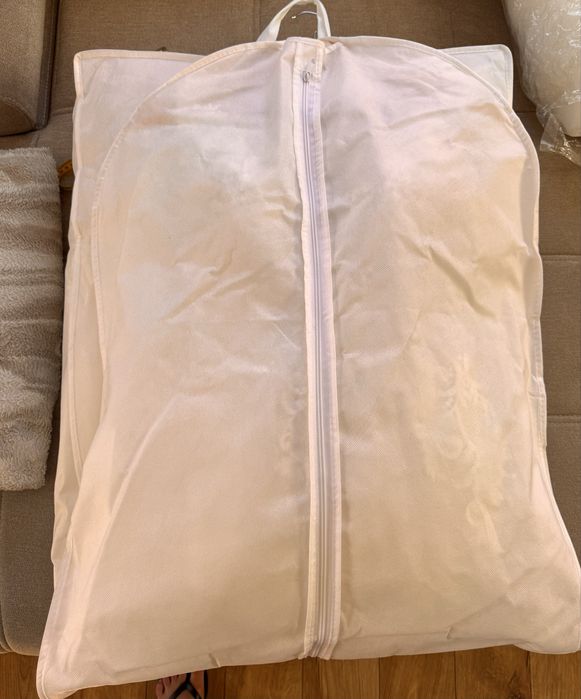 Rochie de mireasa A line ivoire usoara model deosebit