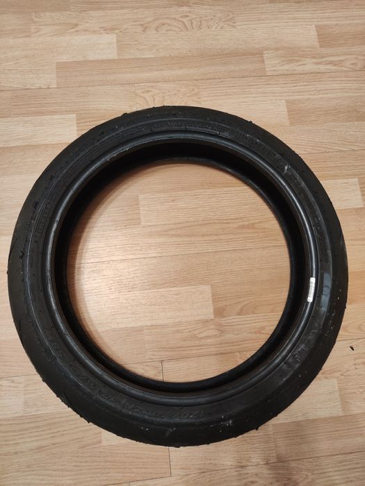 Vand anvelope moto Pirelli utilizate