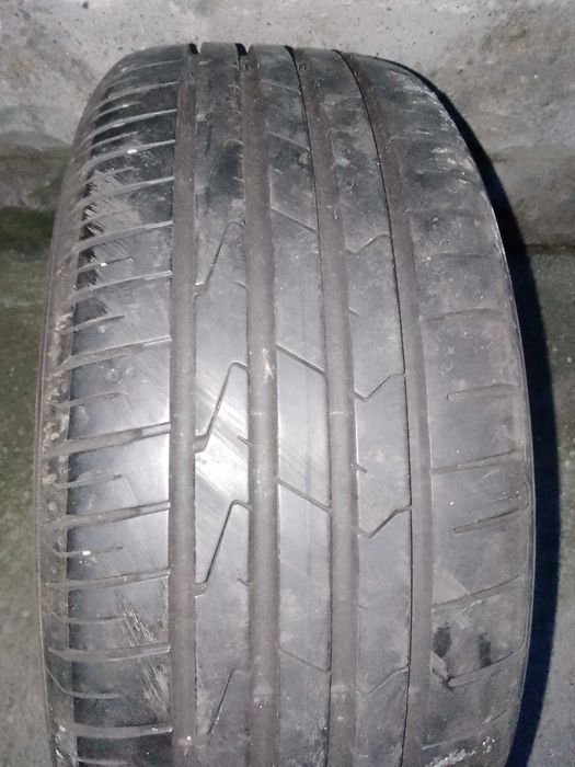 Алуминиеви джанти с гуми