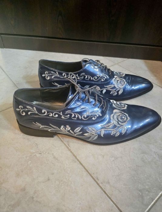 Мъжки обувки MONNI