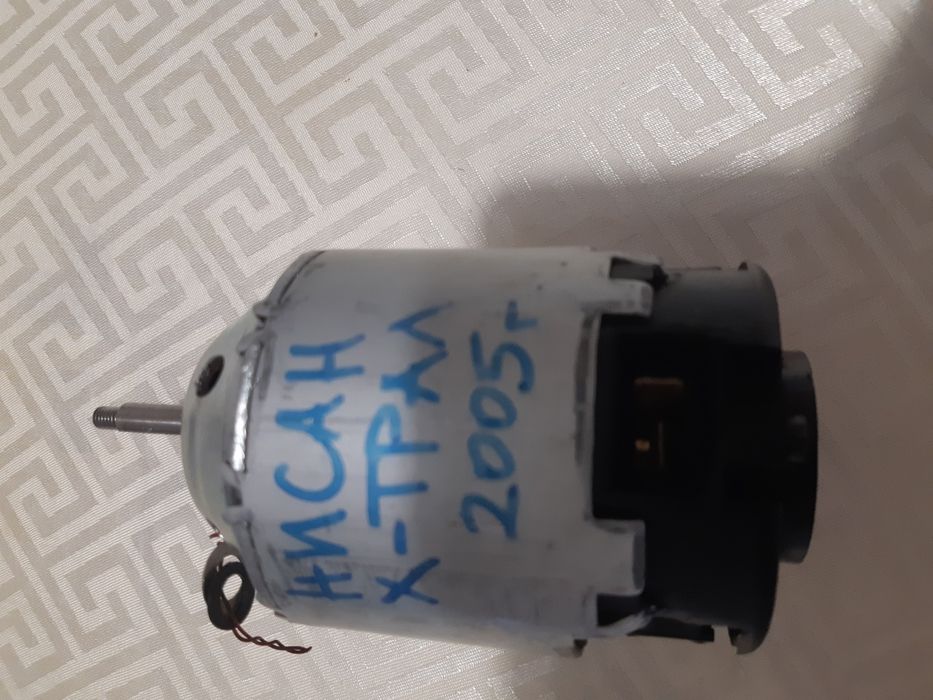 Nissan x trail  моторче за парно