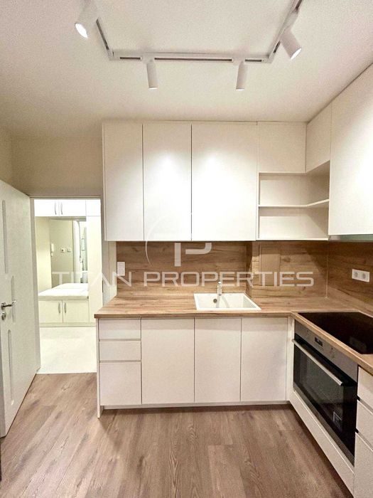 Продава се Едностаен апартамент в Пловдив, Христо Смирненски - 65 кв.м за 2002 €/кв.м - Снимка #2