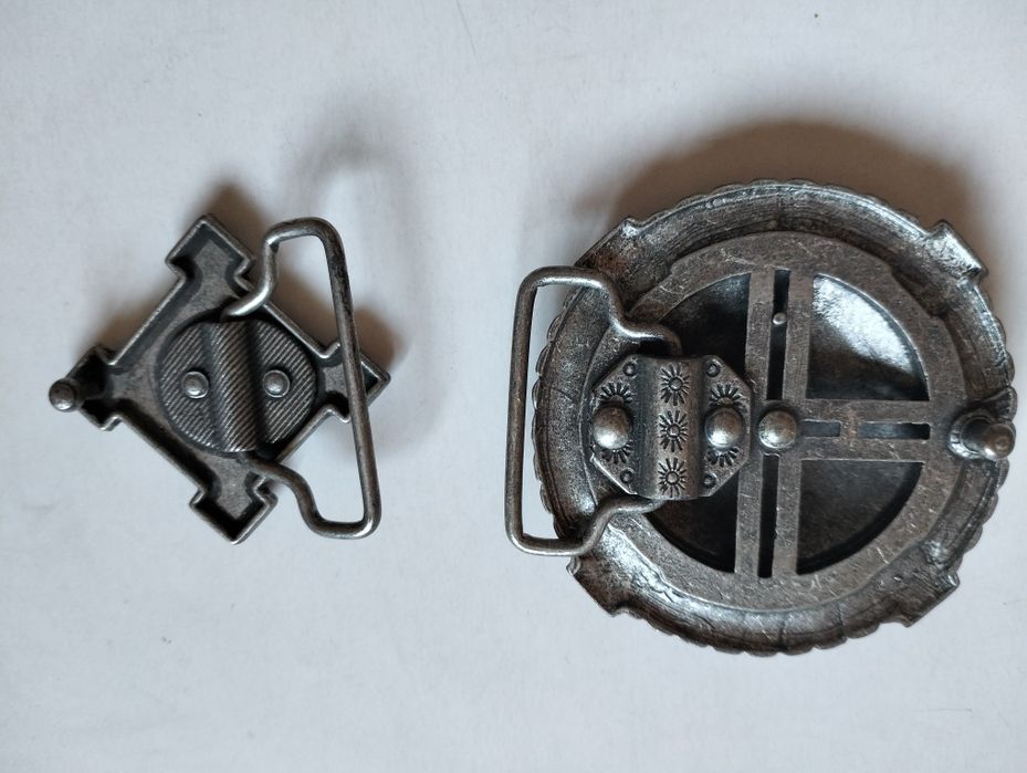 Катарами за колан