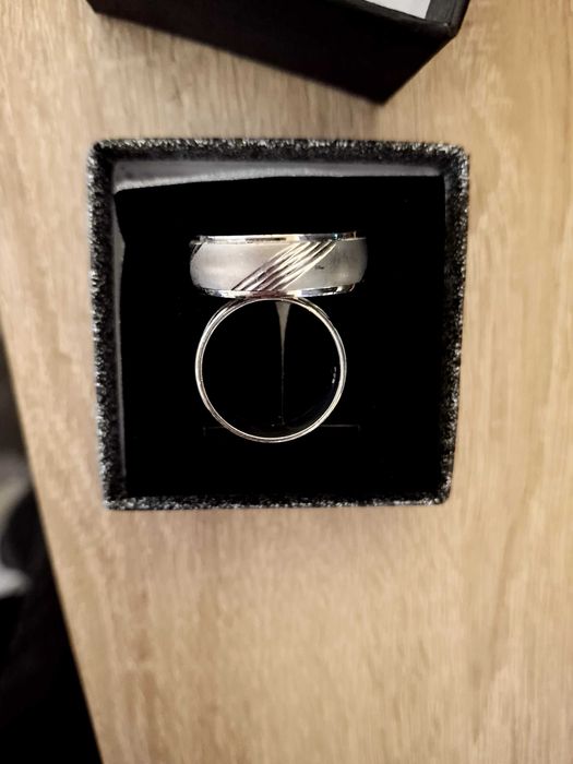 Брачни сребърни халки