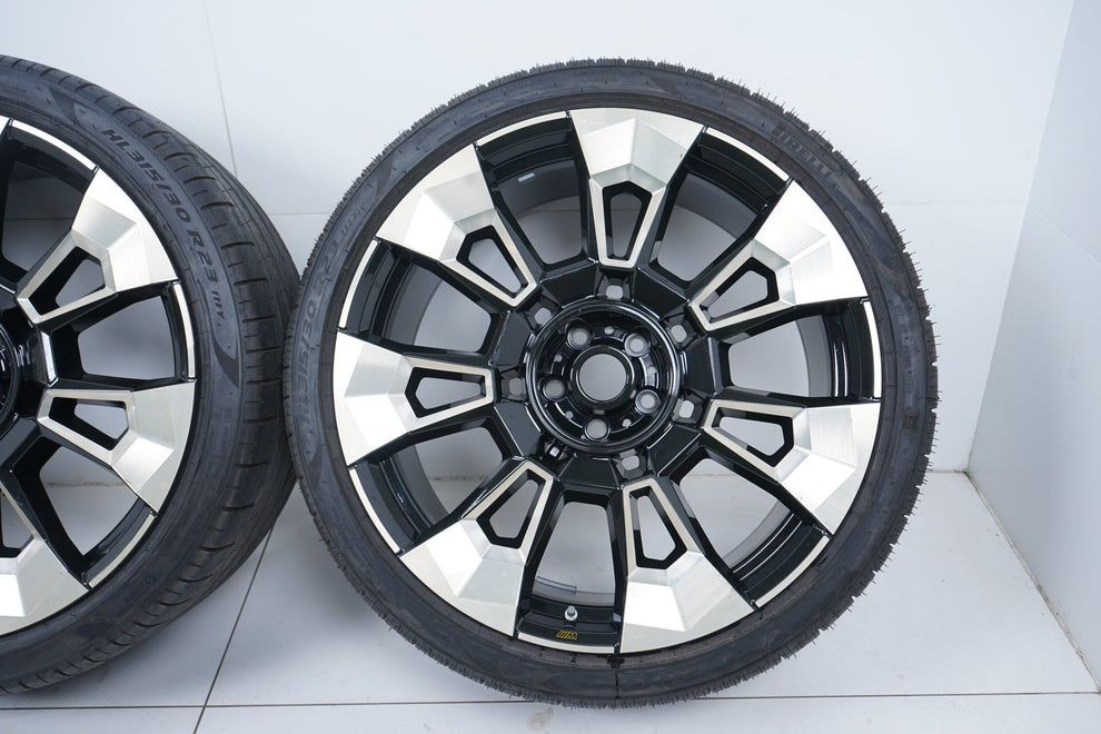 Джанти 23 цола 5x112 BMW XM G09 923M 315/30r23 БМВ Pirelli P-zero